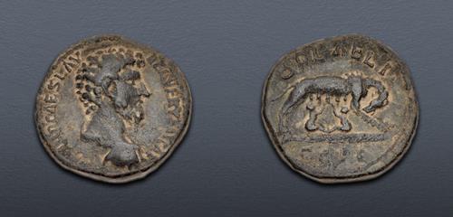 Lot 694 image