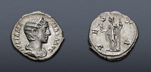 Lot 584 image
