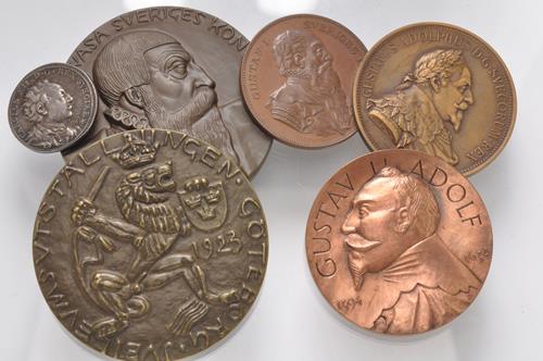 Lot 1042 image