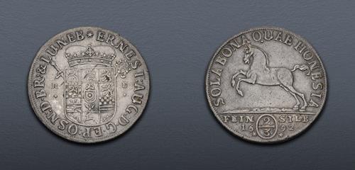 Lot 533 image