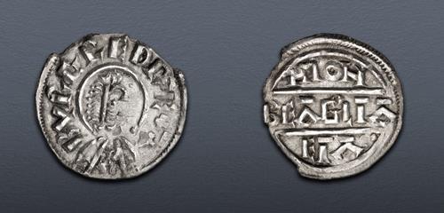 Lot 819 image