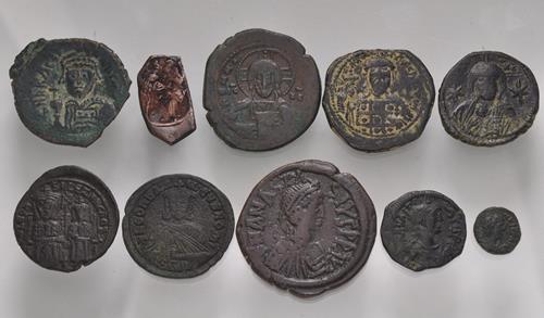 Lot 910 image