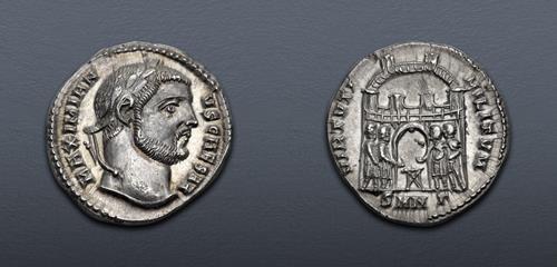 Lot 699 image