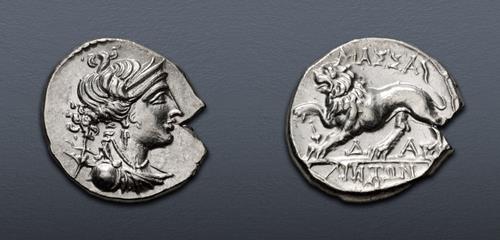 Lot 10 image