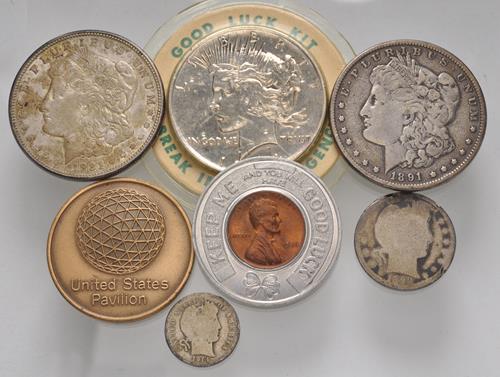 Lot 699 image