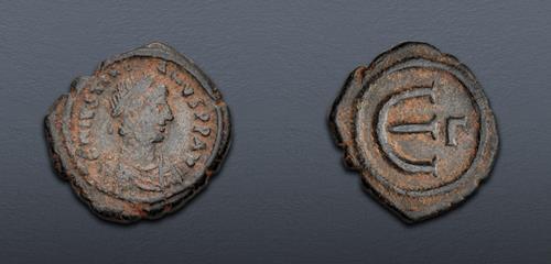 Lot 739 image