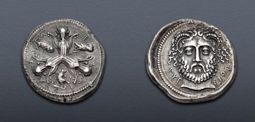 Lot 902 image