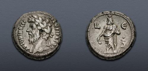Lot 373 image