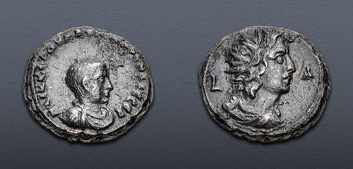 Lot 414 image