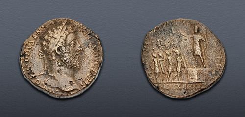 Lot 560 image