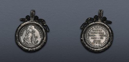 Lot 804 image