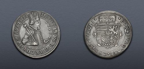 Lot 652 image