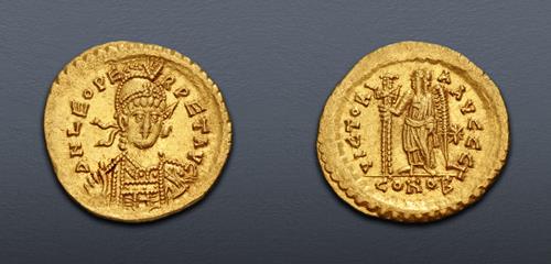 Lot 692 image