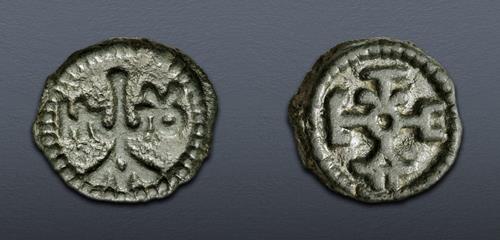 Lot 712 image