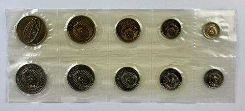 Lot 825 image