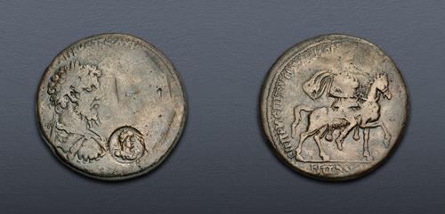 Lot 471 image