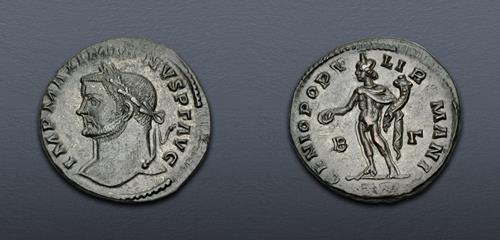 Lot 818 image