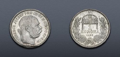Lot 1004 image