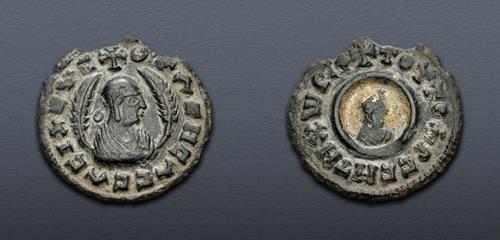 Lot 674 image