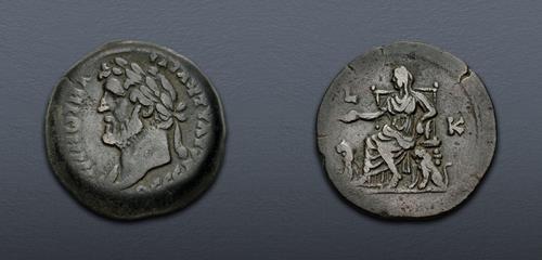 Lot 561 image