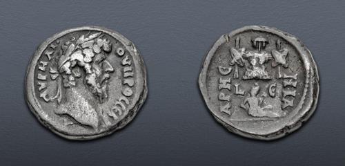 Lot 562 image