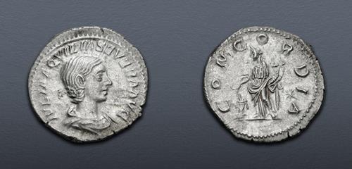 Lot 832 image