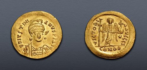 Lot 725 image