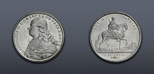 Lot 899 image