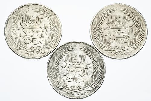 Lot 499 image