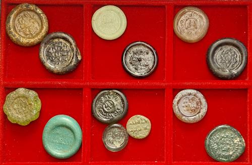Lot 669 image