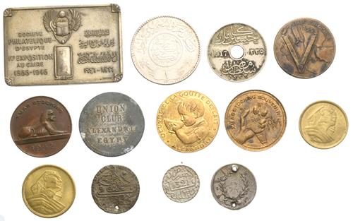 Lot 715 image