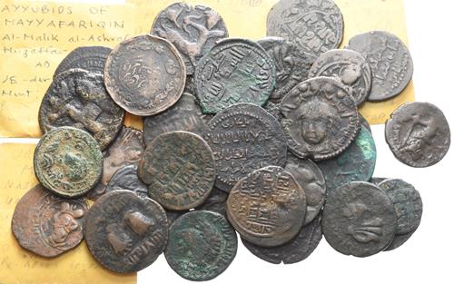 Lot 742 image