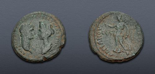 Lot 371 image