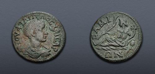 Lot 372 image