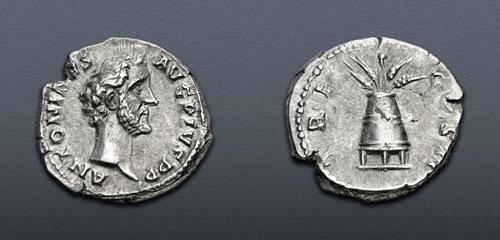 Lot 563 image