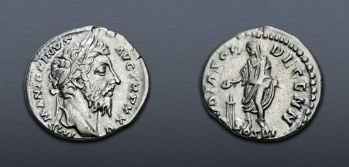 Lot 580 image
