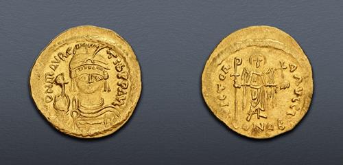 Lot 725 image