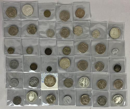 Lot 1042 image