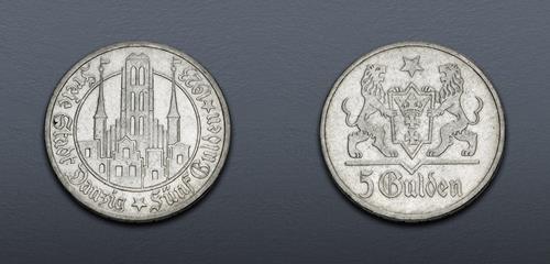 Lot 672 image