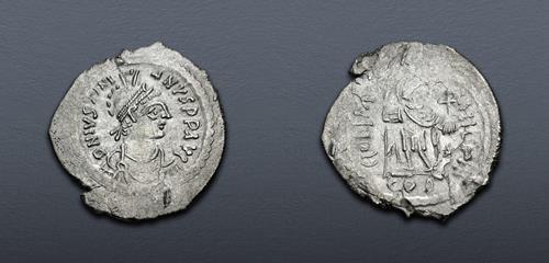 Lot 566 image