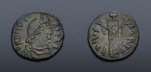 Lot 633 image