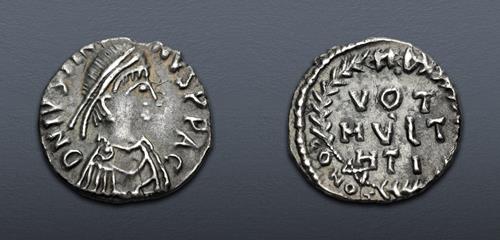 Lot 612 image