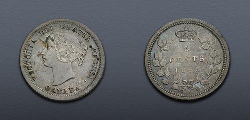 Lot 695 image