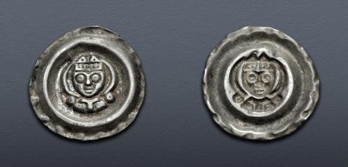 Lot 742 image