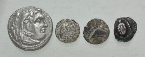 Lot 1012 image