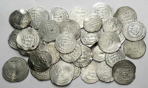 Lot 818 image