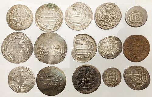 Lot 858 image
