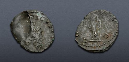 Lot 585 image