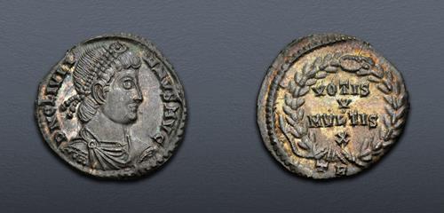 Lot 715 image