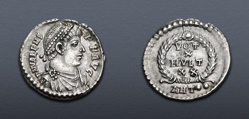 Lot 725 image